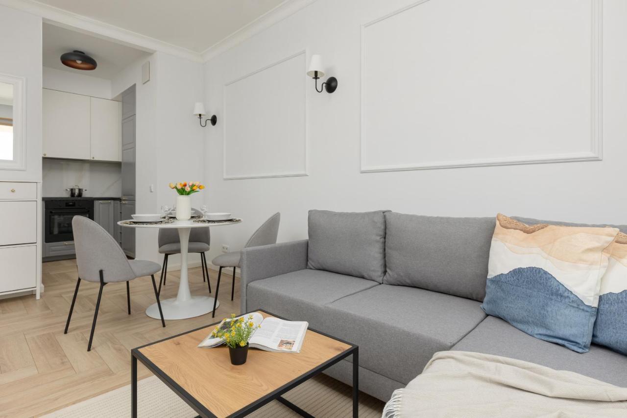 Stylish Apartment Kolejowa & Parking & Balcony By Noclegi Renters Warszawa Eksteriør billede